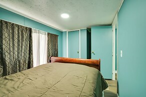 8 Mi to Dtwn Greenville: Pet-friendly Family Home!