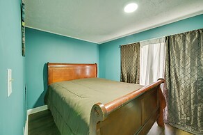 8 Mi to Dtwn Greenville: Pet-friendly Family Home!