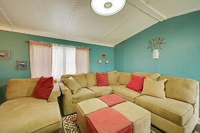 8 Mi to Dtwn Greenville: Pet-friendly Family Home!