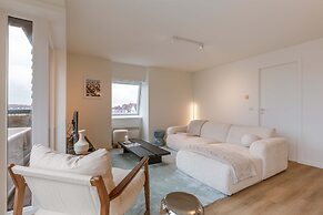 Penthouse on the Dike Bathed in Sunlight