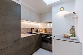 Penthouse on the Dike Bathed in Sunlight