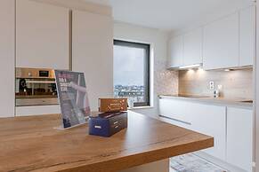 Hydro Palace - Stylish Charming Apartment With s