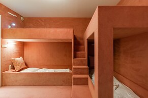 Hydro Palace - Stylish Charming Apartment With s