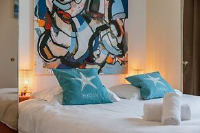 Hydro Palace - Stylish Charming Apartment With s