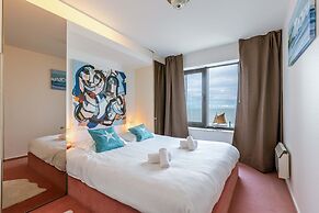 Hydro Palace - Stylish Charming Apartment With s