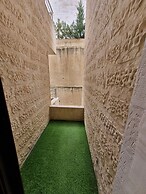 Charming Amman Apartment With Central AC and Wifi