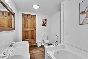 Tranquil Cozy Getaway In Chesterhill 5 Bedroom Home