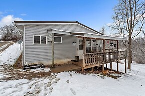 Tranquil Cozy Getaway In Chesterhill 5 Bedroom Home