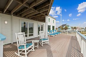 Sol Kissed Pirates Beach