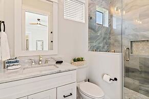 Salty Sue 6 Bedroom Home