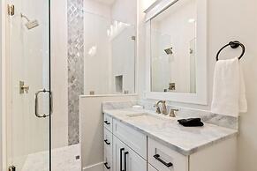 Salty Sue 6 Bedroom Home