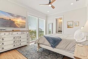 Salty Sue 6 Bedroom Home