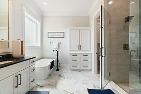 Delta Dawn 6 Bedroom Home