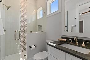 Delta Dawn 6 Bedroom Home