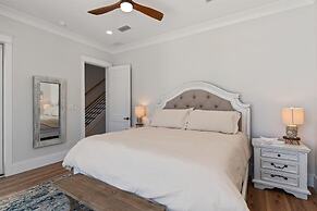 Delta Dawn 6 Bedroom Home