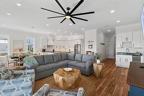 Delta Dawn 6 Bedroom Home