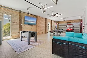 Delta Dawn 6 Bedroom Home