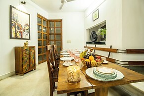 Opulent Antique 6BR Villa in Gurugram