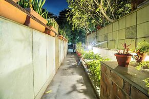 Opulent Antique 6BR Villa in Gurugram