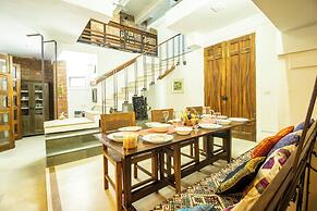 Opulent Antique 6BR Villa in Gurugram