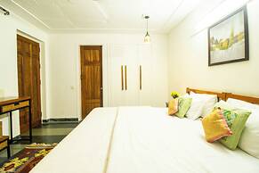 Opulent Antique 6BR Villa in Gurugram