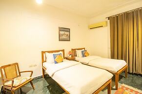 Opulent Antique 6BR Villa in Gurugram