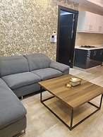 Charming Amman Apartment With Central Air-con & Street Parking