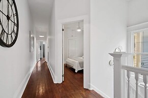 Lovely Mid City Home