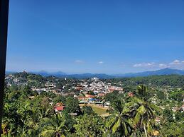 Room-kandy City View MPM Guest Room 3A2