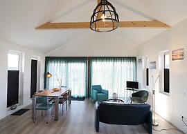 Scenic Stay With Sauna