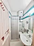 Residence in Marinella just 100 mt from the sea