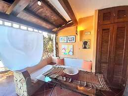 Residence in Marinella just 100 mt from the sea