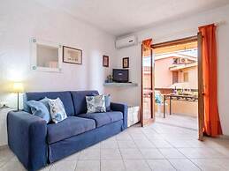 Residence in Marinella just 100 mt from the sea