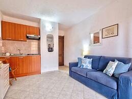 Residence in Marinella just 100 mt from the sea