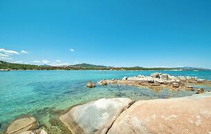 Residence in Marinella just 100 mt from the sea