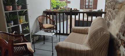Hostal Mendaurpe