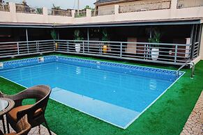 Bon Hotel Royal Parklane