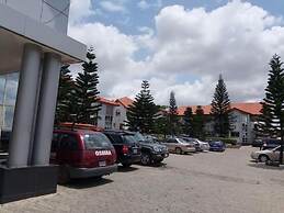 Bon Hotel Royal Parklane