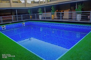 Bon Hotel Royal Parklane