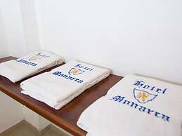 Hotel Monarca