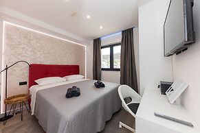 Orange Apartment - Okrug Gornji Seaside Retreat