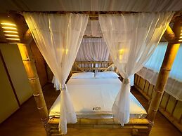 Los Pinos EcoHotel