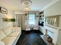 The Emerald - Central Henley 2 Bedroom House - From 145 Per Night