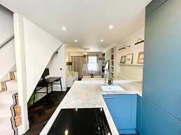 The Emerald - Central Henley 2 Bedroom House - From 145 Per Night