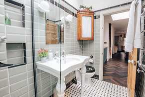 The Emerald - Central Henley 2 Bedroom House - From 145 Per Night