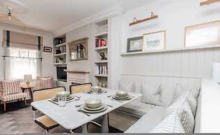 The Emerald - Central Henley 2 Bedroom House - From 145 Per Night