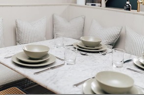 The Emerald - Central Henley 2 Bedroom House - From 145 Per Night