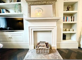 The Emerald - Central Henley 2 Bedroom House - From 145 Per Night