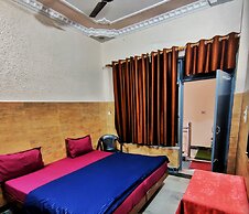 Shri Ganga View Guest House