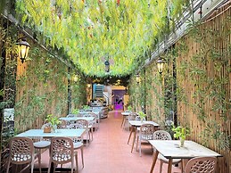 Capsule Riverside Saigon